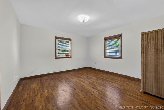 15083 State Highway 82, Tahlequah, OK 74464