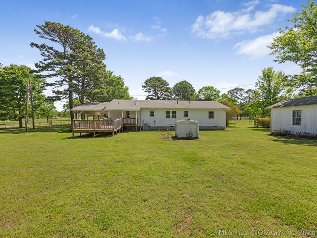 15083 State Highway 82, Tahlequah, OK 74464
