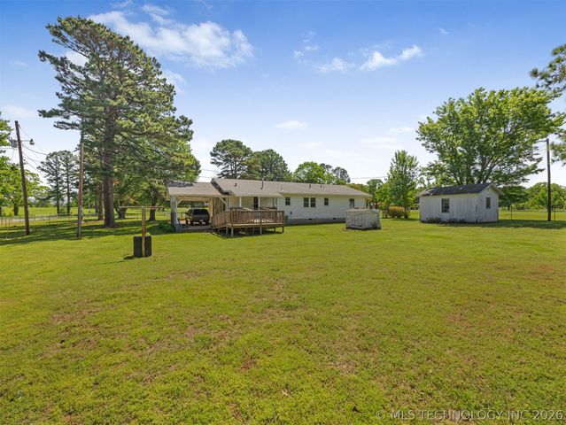 15083 State Highway 82, Tahlequah, OK 74464