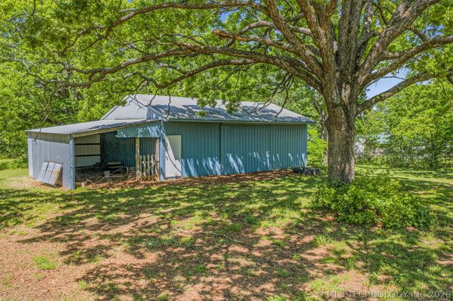 15083 State Highway 82, Tahlequah, OK 74464