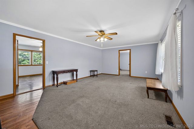 15083 State Highway 82, Tahlequah, OK 74464