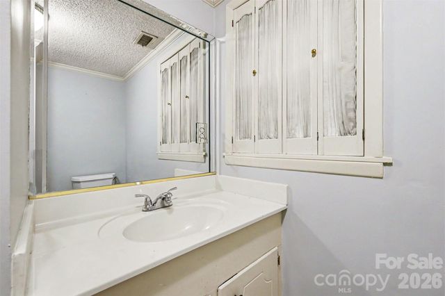 173 Hillcrest Avenue SE, Concord, NC 28025