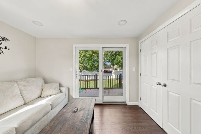 258 Goodwin St, Fall River, MA 02724