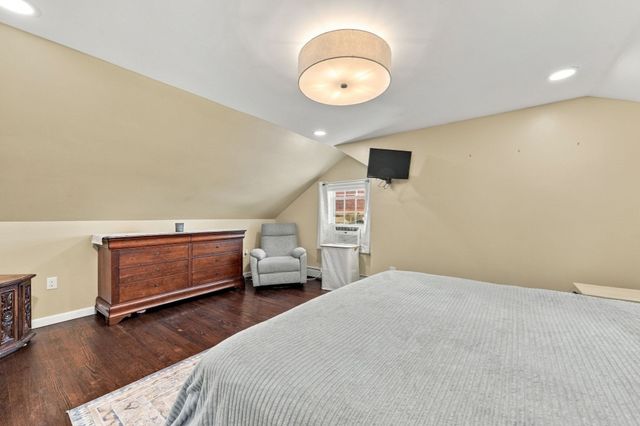 258 Goodwin St, Fall River, MA 02724