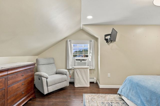 258 Goodwin St, Fall River, MA 02724