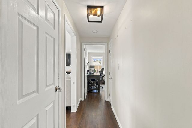 258 Goodwin St, Fall River, MA 02724