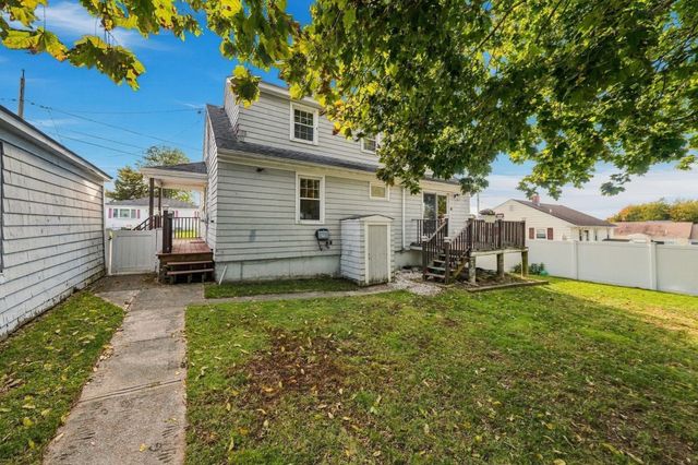 258 Goodwin St, Fall River, MA 02724