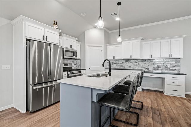 14108 Upper Village Drive, Piedmont, OK 73078