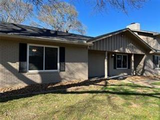 1442 Circle Drive A, Sealy, TX 77474