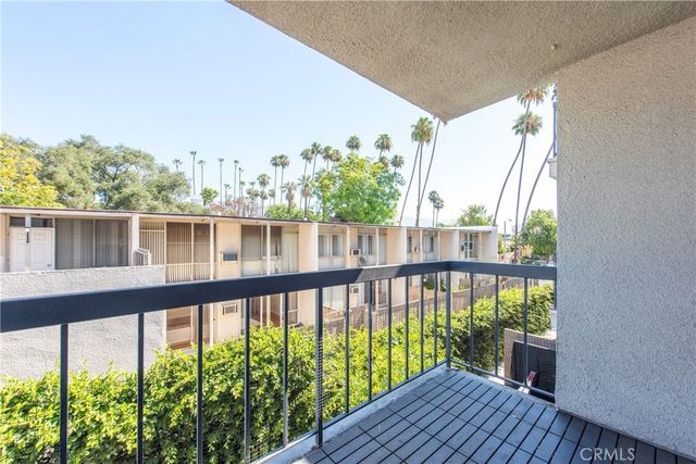 497 S El Molino Avenue 205, Pasadena, CA 91101