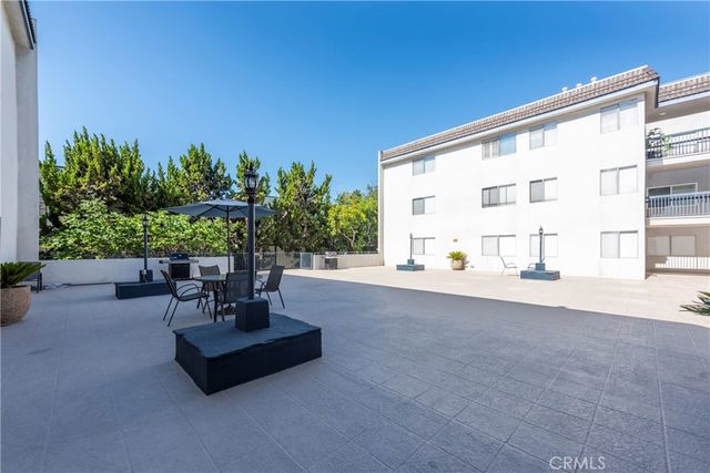 497 S El Molino Avenue 205, Pasadena, CA 91101