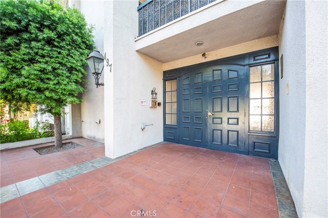 497 S El Molino Avenue 205, Pasadena, CA 91101