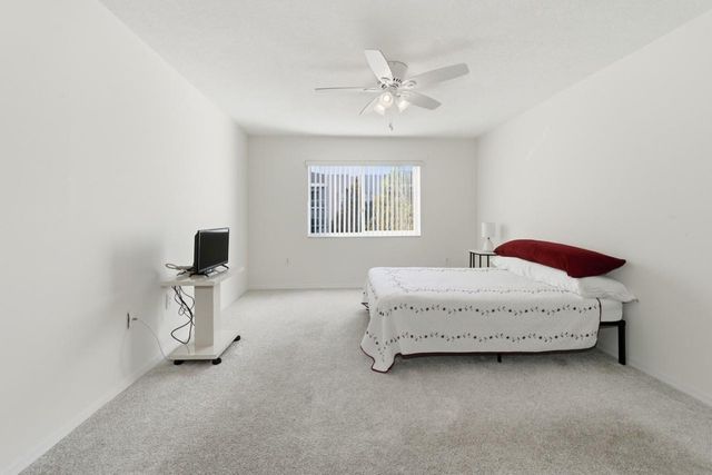 7572 Trent Drive 311, Fort Lauderdale, FL 33321