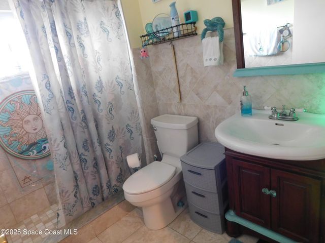 1131 Fairway Court NE, Palm Bay, FL 32905