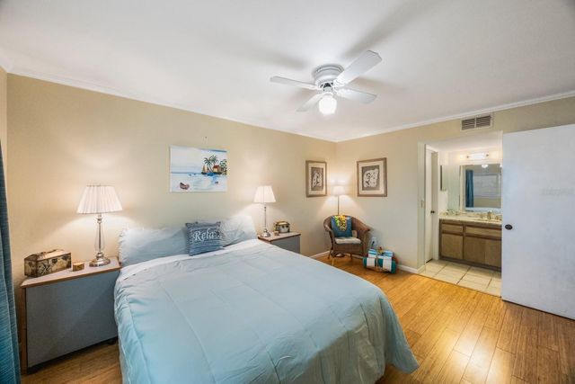 1125 PINELLAS BAYWAY S 305, St Petersburg, FL 33715