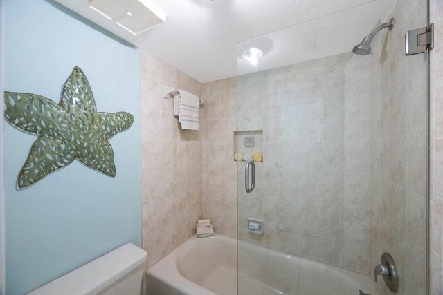 1125 PINELLAS BAYWAY S 305, St Petersburg, FL 33715