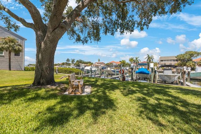 1125 PINELLAS BAYWAY S 305, St Petersburg, FL 33715