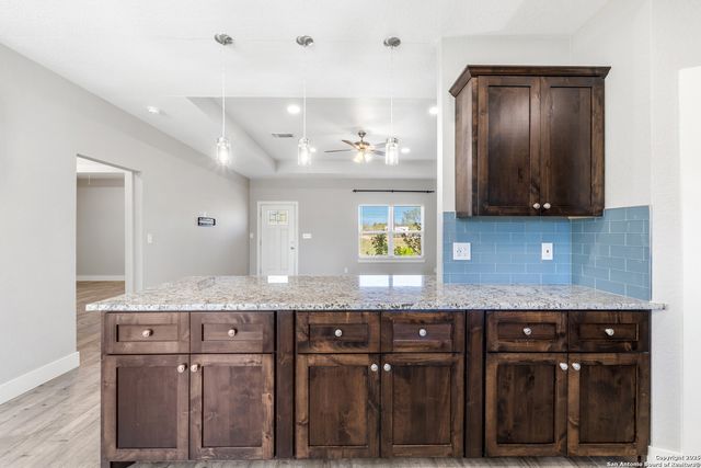 10366 Stuart Rd, San Antonio, TX 78263