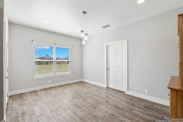 10366 Stuart Rd, San Antonio, TX 78263