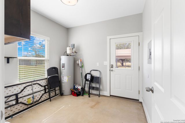 10366 Stuart Rd, San Antonio, TX 78263