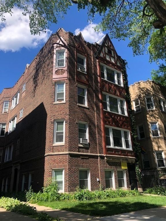 2044 W Farragut Avenue 1C, Chicago, IL 60625