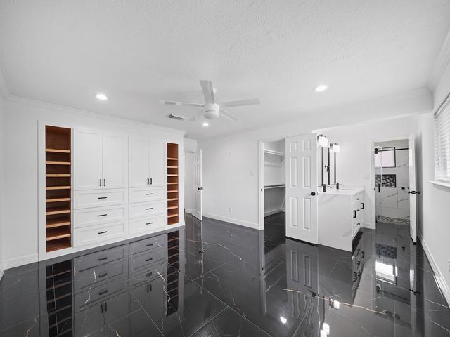 9114 Tooley Drive, Houston, TX 77031