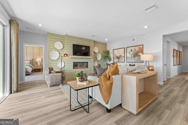 205 Shoal Shores Drive, Kingsland, GA 31548