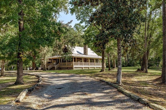 205 Shoal Shores Drive, Kingsland, GA 31548