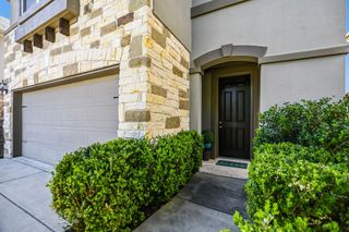 9408 Hunter LN, Austin, TX 78748