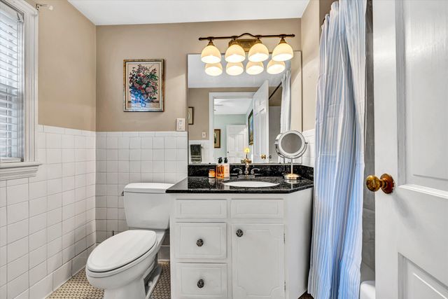 W 3143 Ridge RD, Roanoke, VA 24014