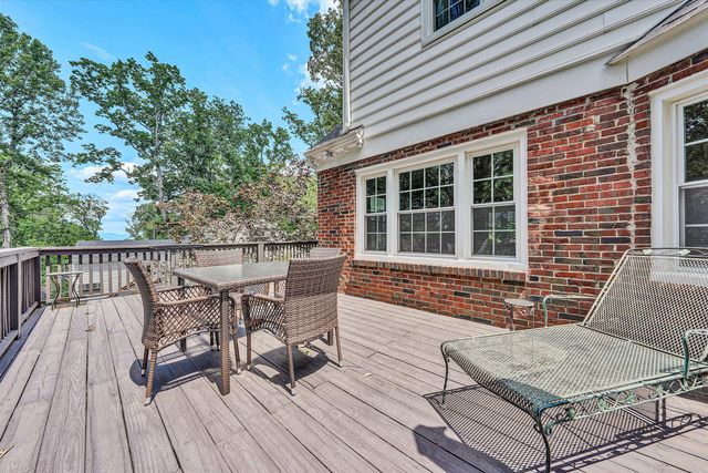 W 3143 Ridge RD, Roanoke, VA 24014