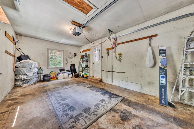 W 3143 Ridge RD, Roanoke, VA 24014