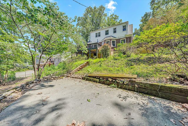 W 3143 Ridge RD, Roanoke, VA 24014