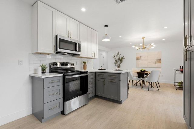 2609 McGregor DR, Austin, TX 78745