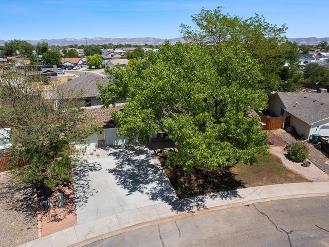 874 Henry Circle, Fruita, CO 81521