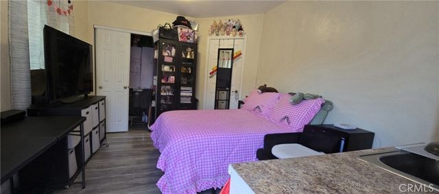 700 W 77th, Los Angeles, CA 90044