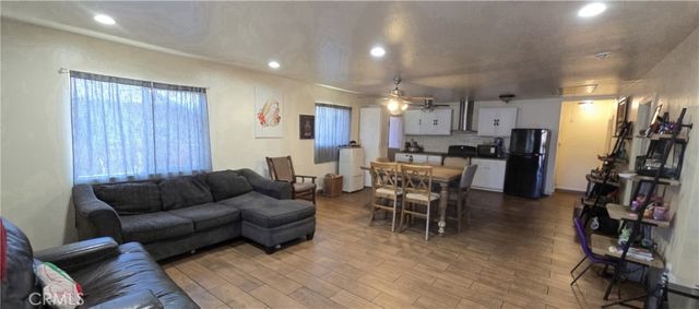 700 W 77th, Los Angeles, CA 90044