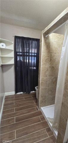 700 W 77th, Los Angeles, CA 90044