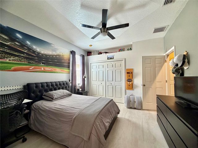 2336 SHIRECREST COVE WAY, Lutz, FL 33558