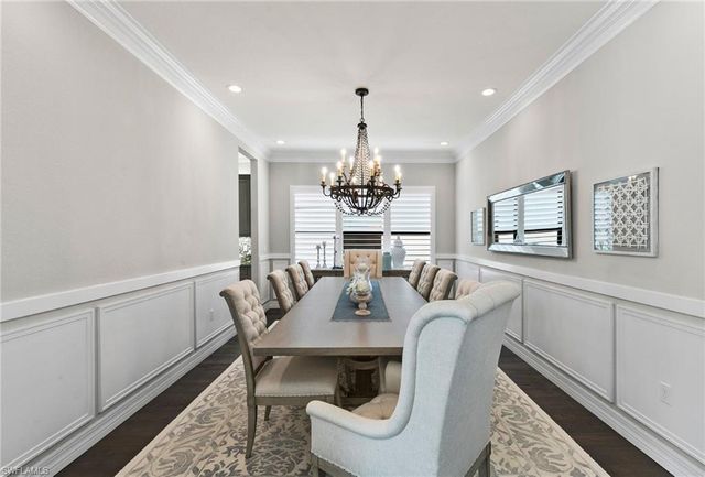 4605 Azalea DR, Naples, FL 34119