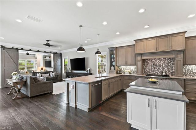 4605 Azalea DR, Naples, FL 34119