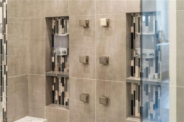 4605 Azalea DR, Naples, FL 34119