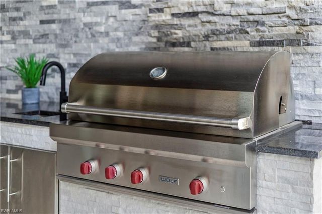 4605 Azalea DR, Naples, FL 34119