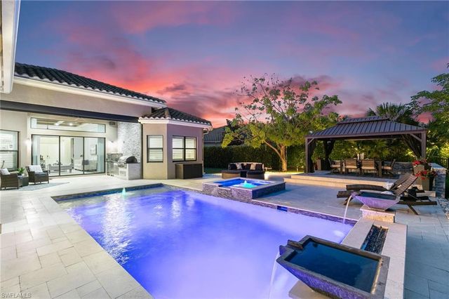 4605 Azalea DR, Naples, FL 34119