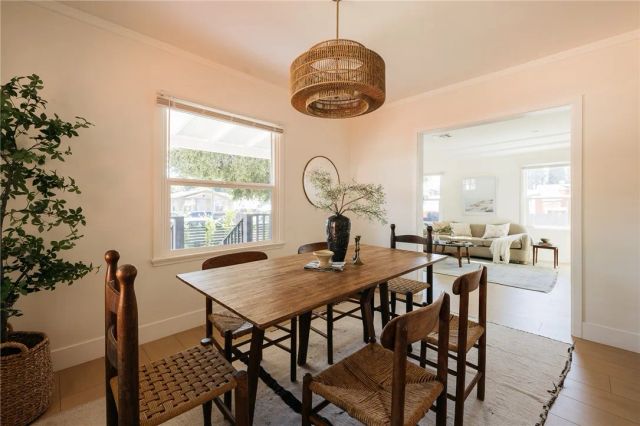6417 La Riba Way, Los Angeles, CA 90042