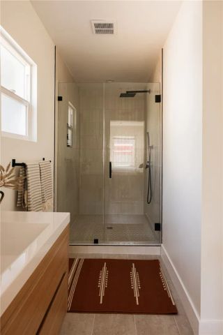6417 La Riba Way, Los Angeles, CA 90042