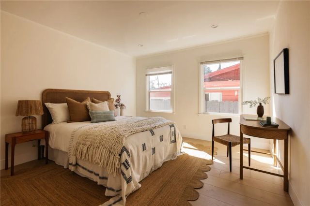 6417 La Riba Way, Los Angeles, CA 90042