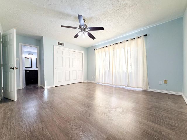 13175 Clarewood Drive, Houston, TX 77072