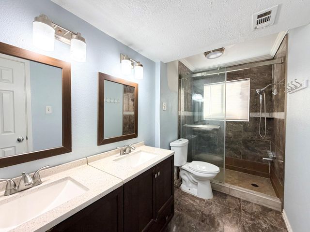 13175 Clarewood Drive, Houston, TX 77072