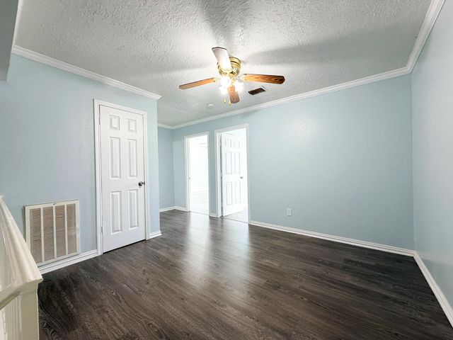 13175 Clarewood Drive, Houston, TX 77072